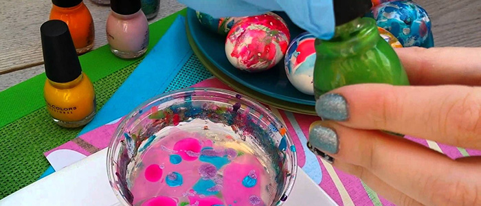 Egg decoration with nail paint